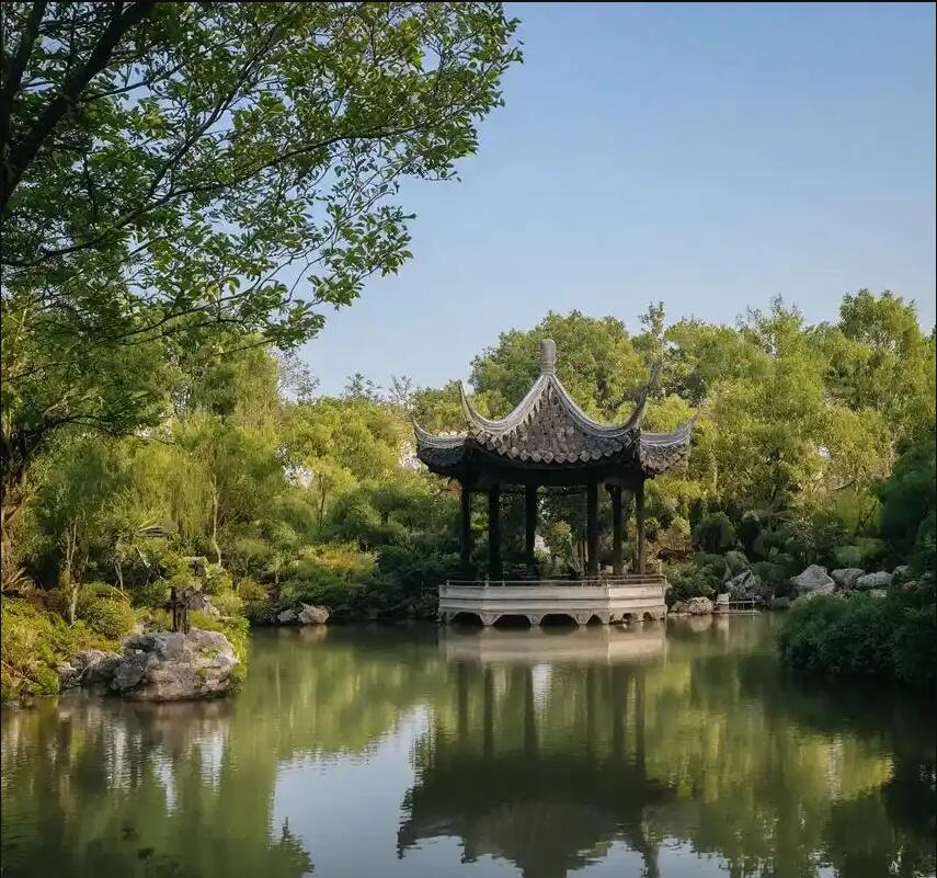 宁波镇海翠芙餐饮有限公司